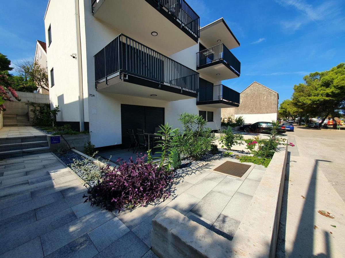 Apartmani Nerium Loviste Exterior photo