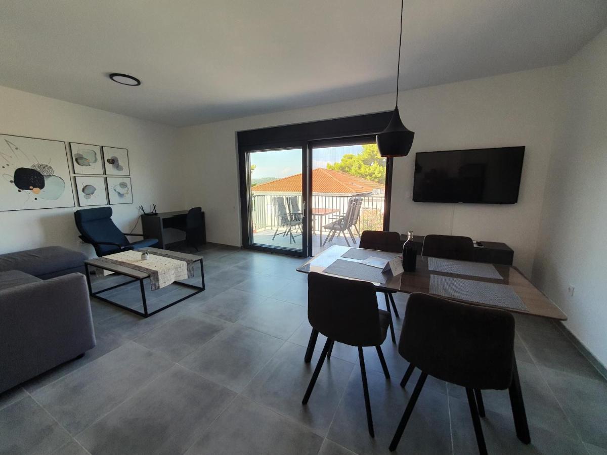 Apartmani Nerium Loviste Exterior photo