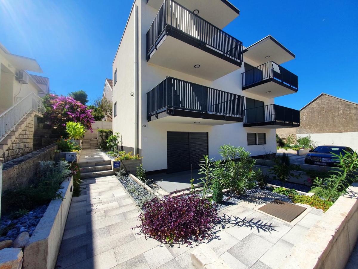Apartmani Nerium Loviste Exterior photo
